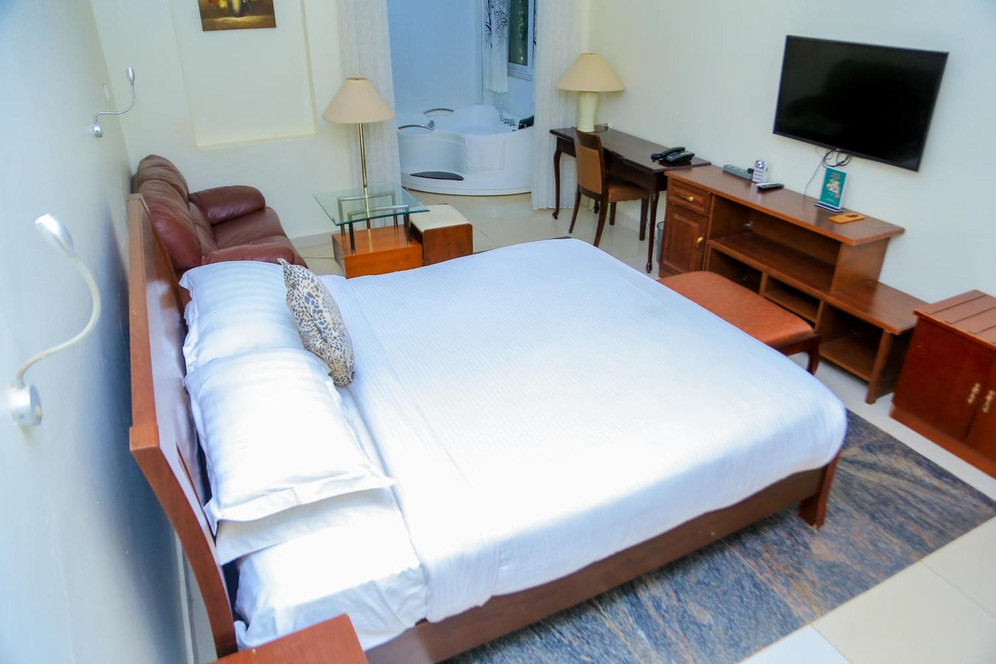 Shangri-La Hotel Muyenga Bugolobi 外观 照片